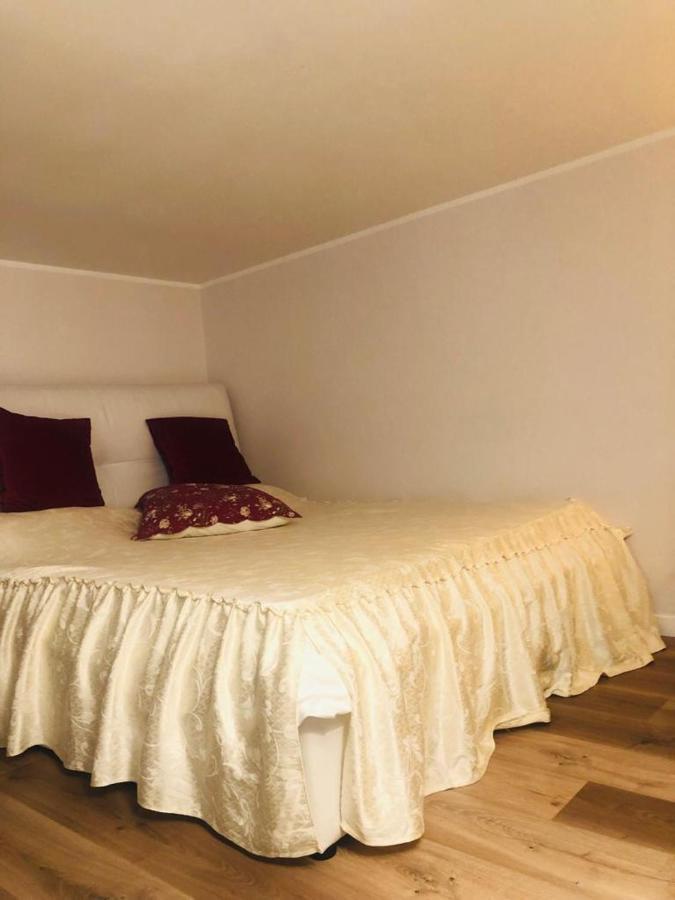 Charme Holidays Trastevere 3 روما المظهر الخارجي الصورة